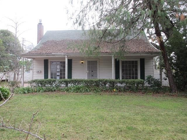1st image of 2036 Bishop St