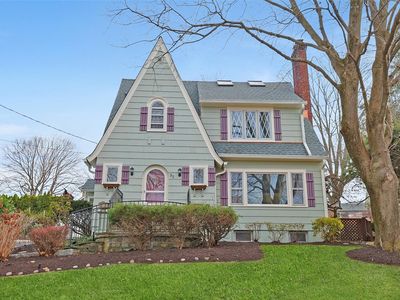 35 Livingston Avenue, Valhalla, NY, 10595