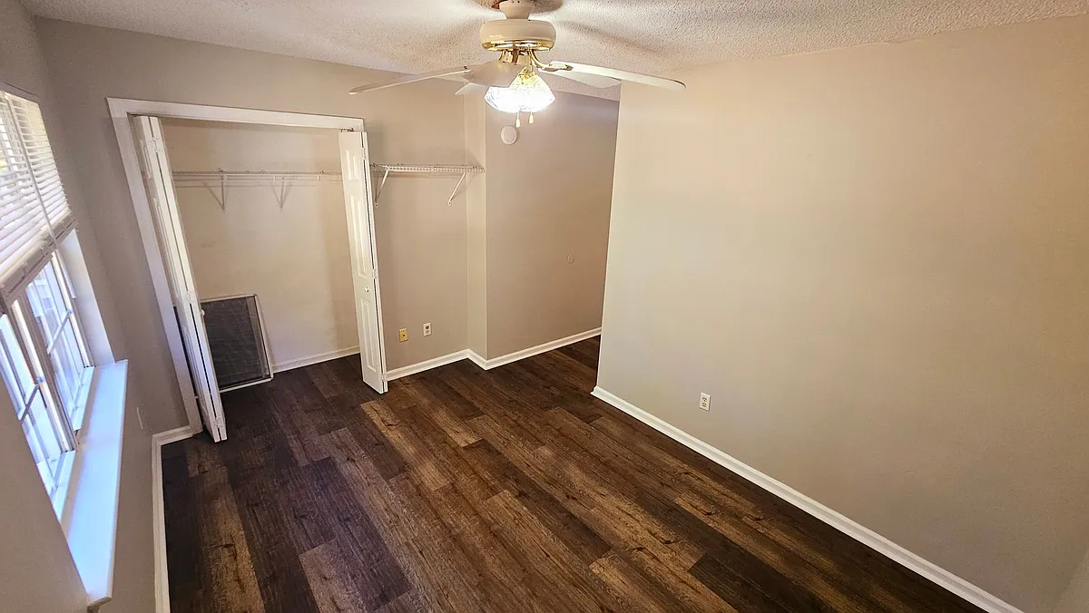 Building Photo - 2125 Brandymill Ln