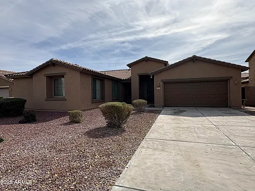 2703 E Zion Way Photo 1
