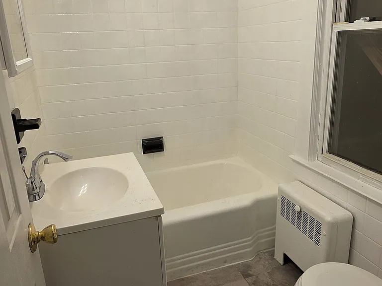 137 Birch St #139 — Photo 14