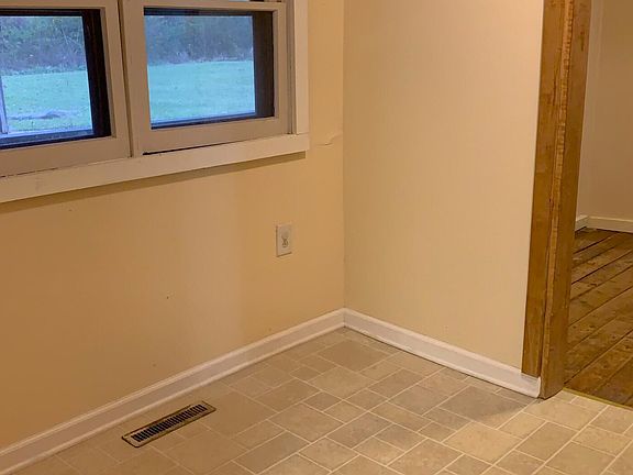 30th image of this home