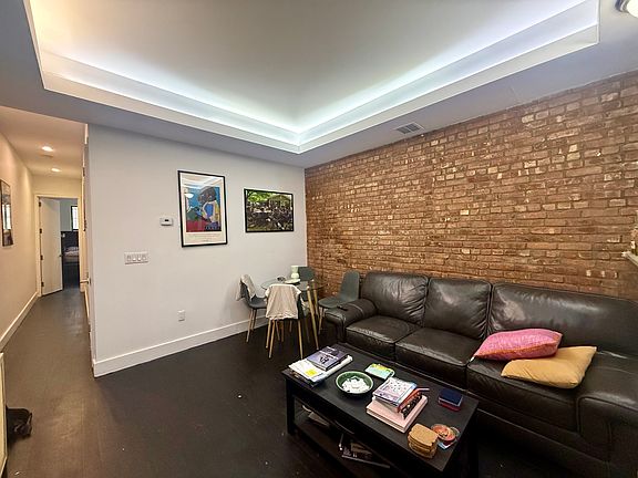 3rd image of 299 Throop Ave APT 4
