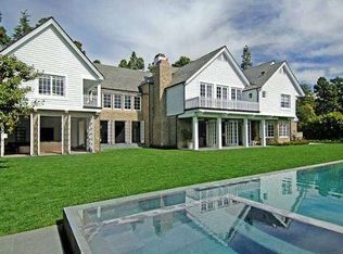 1005 N Crescent Dr, Beverly Hills, CA 90210