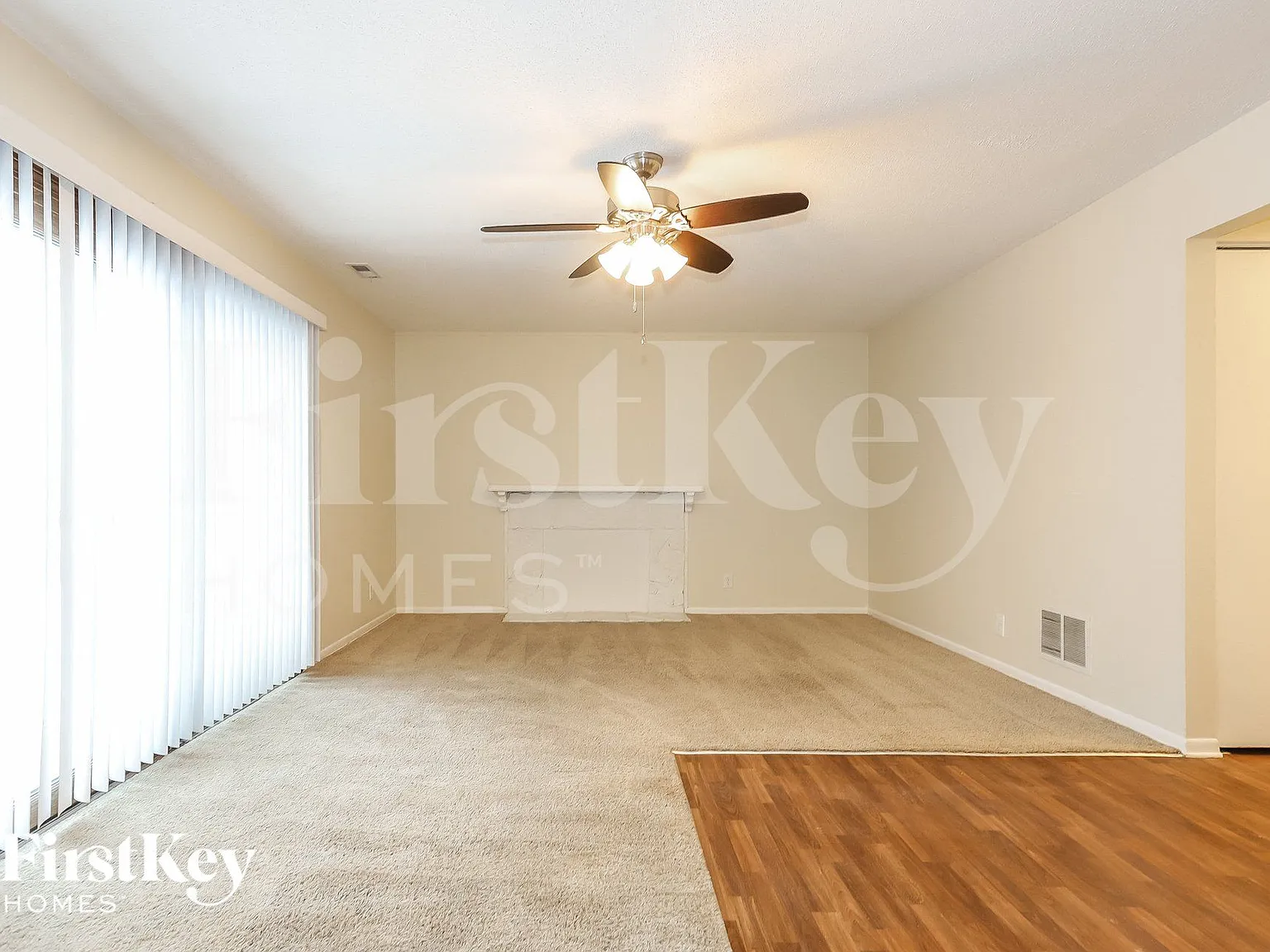 4 bed, 2.0 bath, 1140 sqft, $2,635 — Photo 3