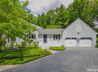 3 Glenmore Drive, Farmington, CT 06032