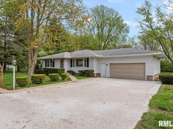 600 S Gatton St, Virginia, IL 62691