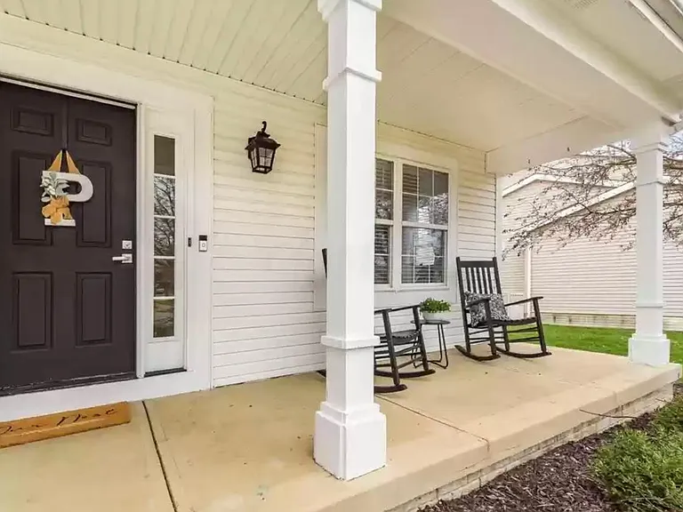 194 Stone Hedge Row Dr — Photo 4