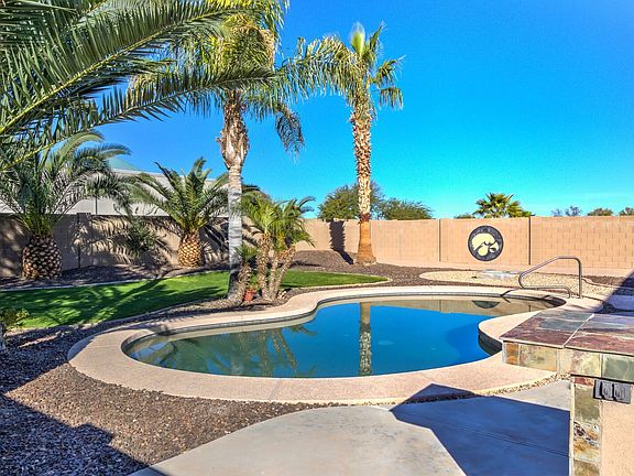 4th image of 31270 N Candlewood Dr