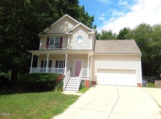 106 Old House Ct, Apex, NC 27502
