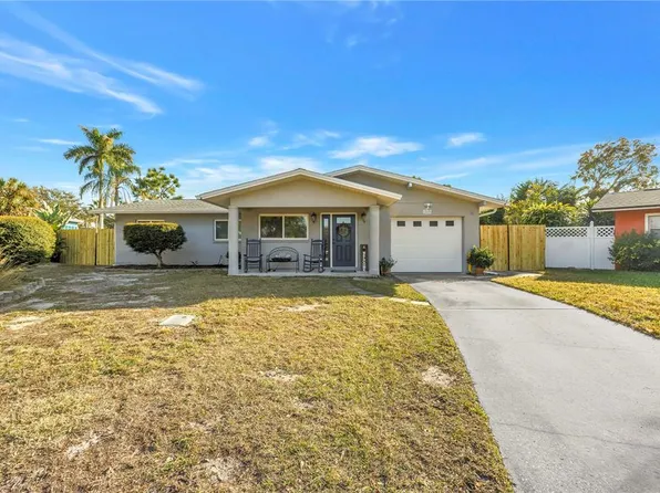 10020 Panama Ct, Seminole, FL 33776