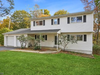 135 Marla Rd, Hopatcong, NJ, 07843