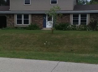623 Old Prospectors Trl, Eagle, WI 53119