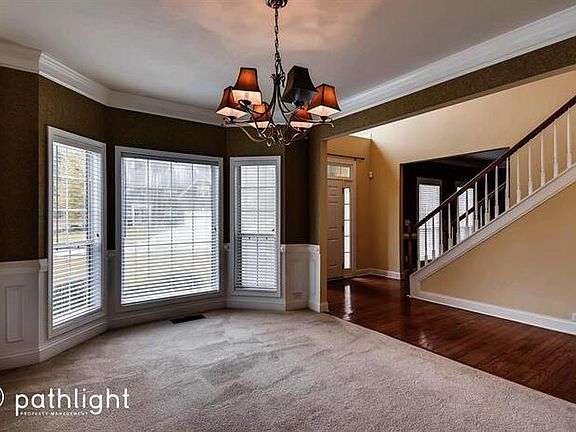 5th image of 301 Little Gem Ct