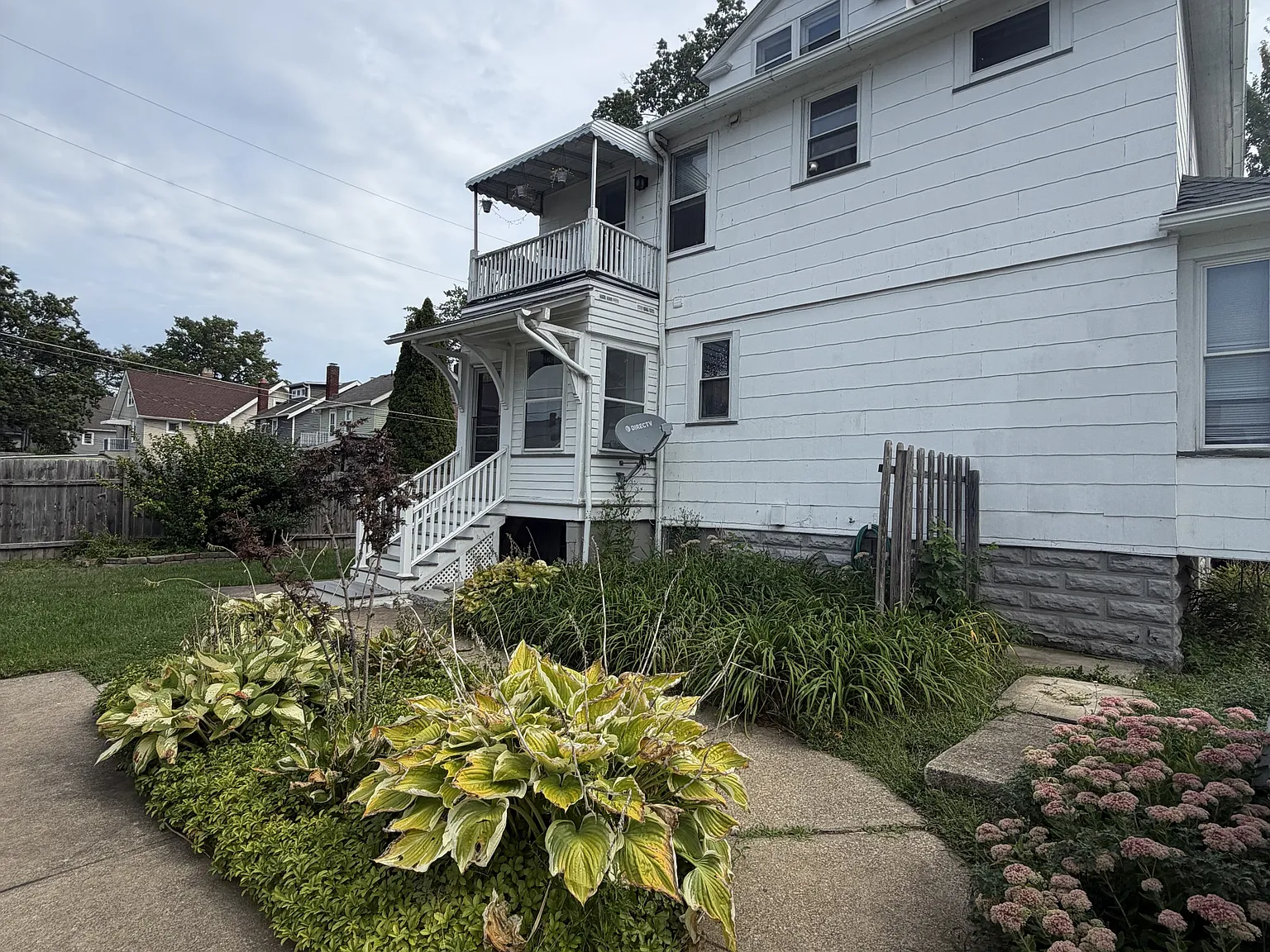 2160 Alger Road - Downstairs — Photo 2