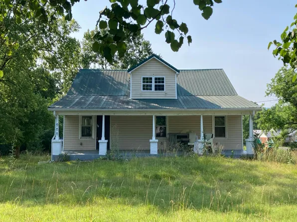 906 Calderwood Hwy, Maryville, TN 37801