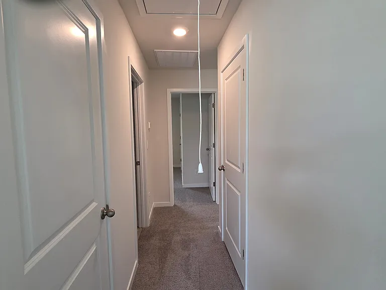 1628 Secrest Commons Dr — Photo 16
