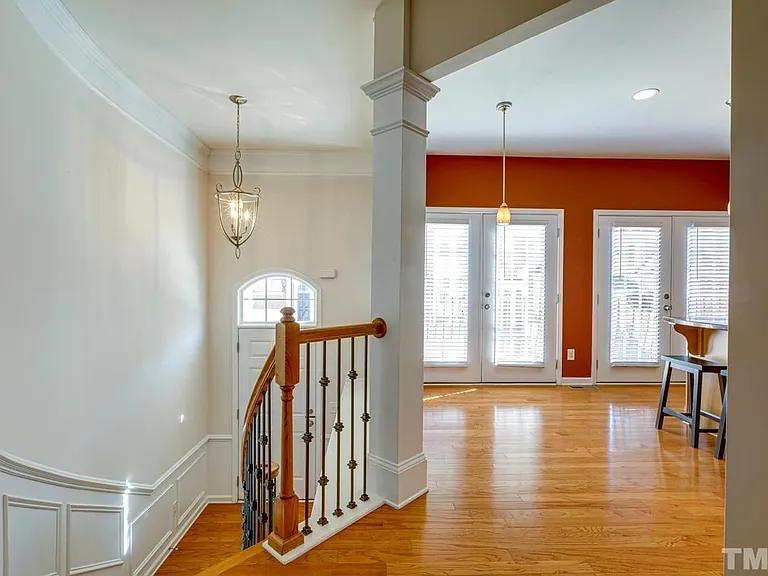 2745 Laurelcherry St — Photo 5