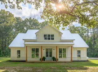 172 Nation Rd, Deville, LA 71328