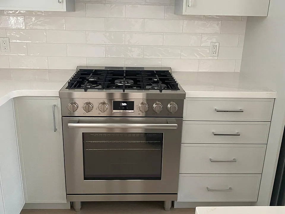 Gas range stove