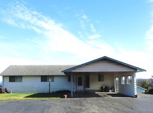 6515 Humphrey Rd, Clinton, WA 98236