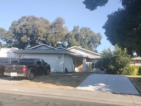 2nd image of 753 Sutherland Dr