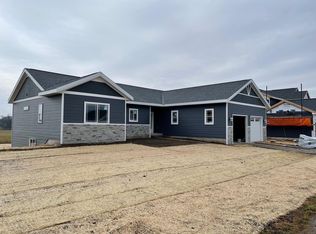 4140 Painted Arabian Run, Deforest, WI 53532