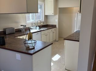 607 Fortalice Cres SE, Calgary, AB T2A 2C8