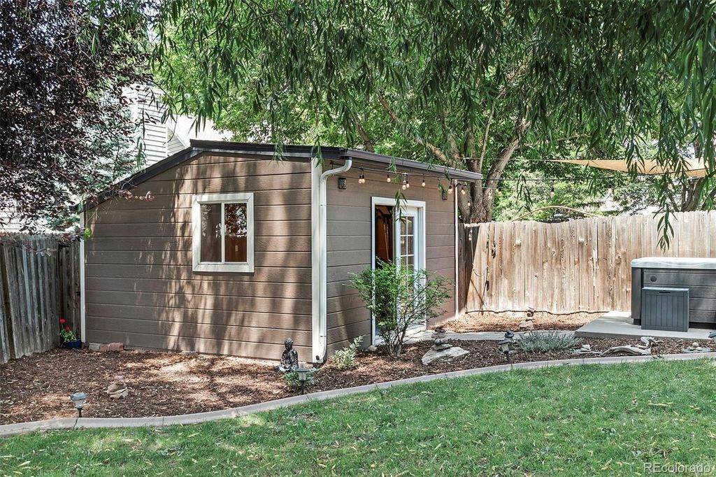 2124 Thunderstone Court