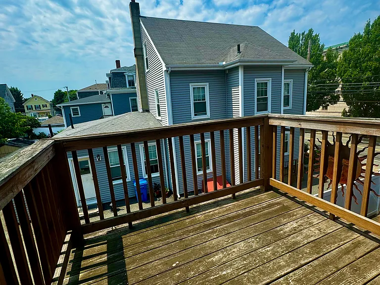 85 Pine St #2 — Photo 2