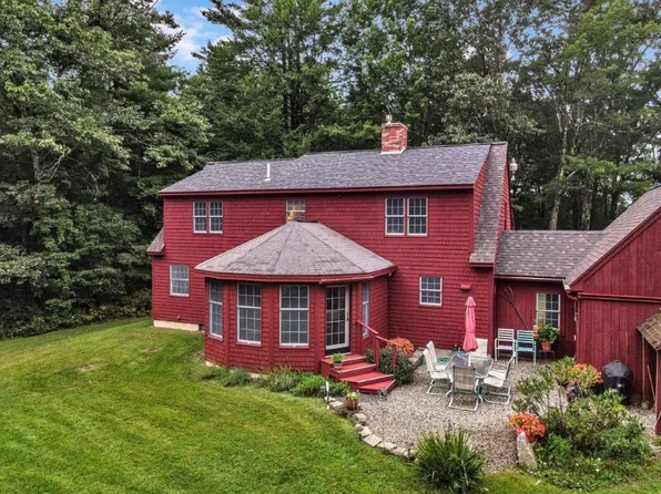 22 Vaughan Road, Hallowell, ME 04347