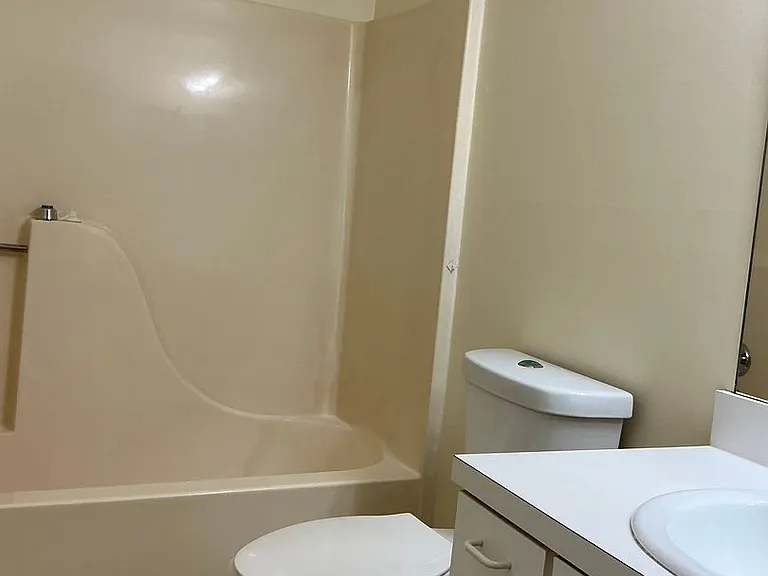 2820 Stoneway Ln — Photo 11
