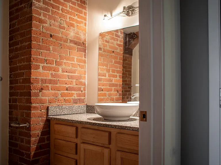 2820 Detroit Ave #101 — Photo 15