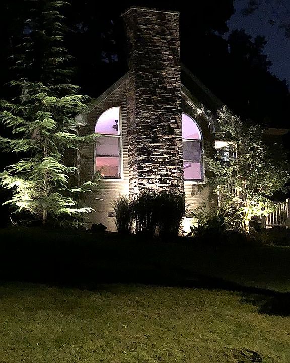 1st image of 15 McKinley St