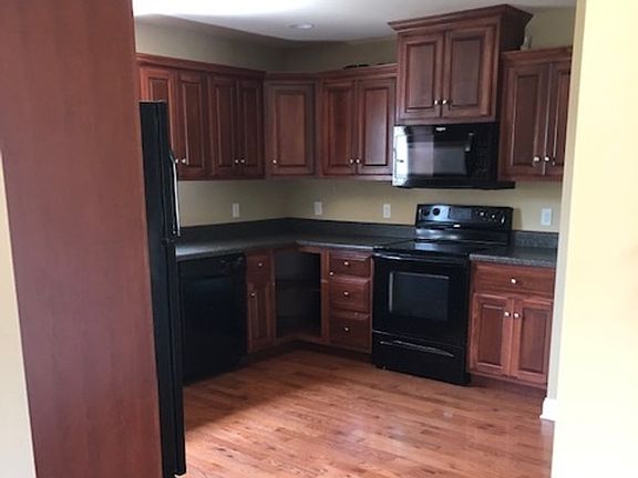 4th image of 905 Corydalis Ct