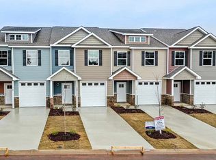 109 Valley Creek Dr, Boiling Springs, SC 29316