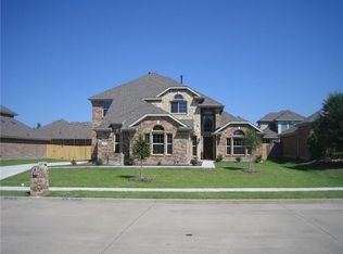 253 Fox Hollow Blvd, Forney, TX 75126