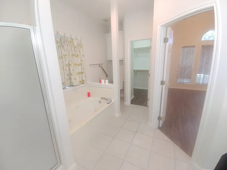 1802 White Stone Dr — Photo 5