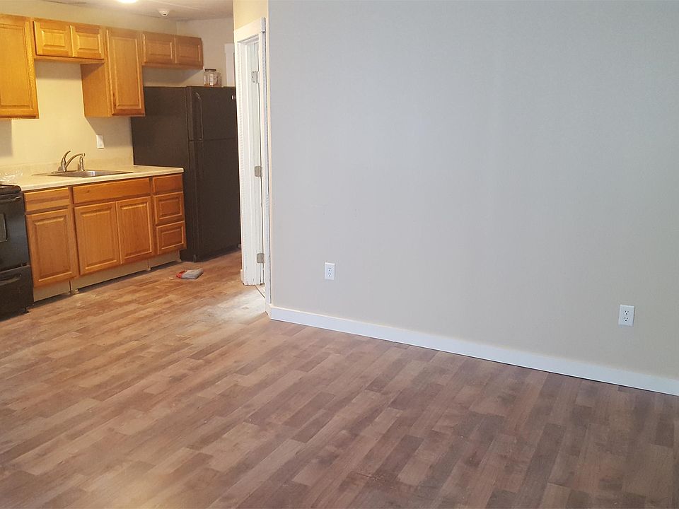 2nd image of 93 Canal St