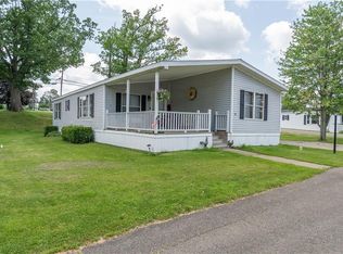 10 Hickory St, Bath, NY 14810