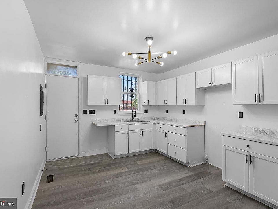 1st image of 1838 Laurens St