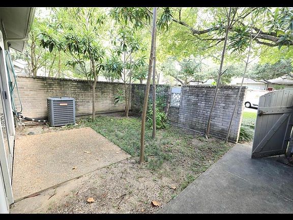 3rd image of 13007 Greenway Chase Ct