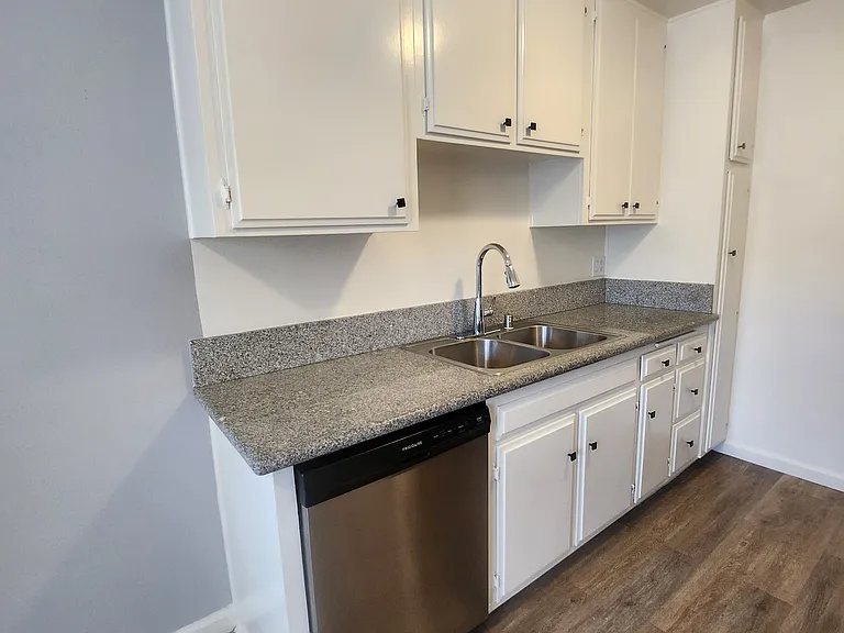 235 S Rampart Blvd #201 — Photo 6