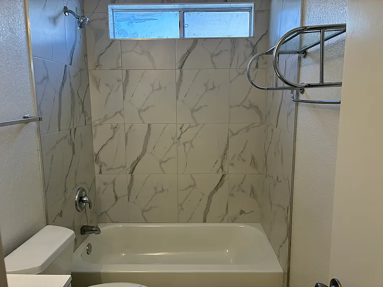 10820 W Wagon Wheel Dr — Photo 32