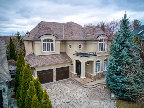 169 Spring Azure Cres, Oakville, ON L6L 6V7