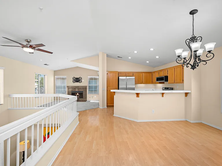 278 Brookview Ct — Photo 18