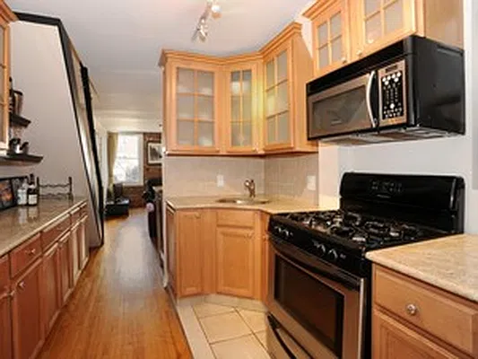 Sold by Citi Habitats | media 5