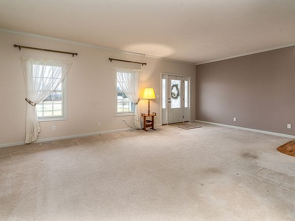 5th image of 8511 Knox Rd