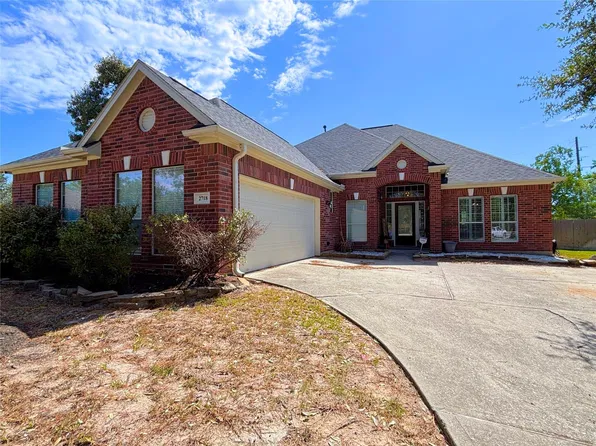 2718 Legends Ranch Dr, Spring, TX 77386