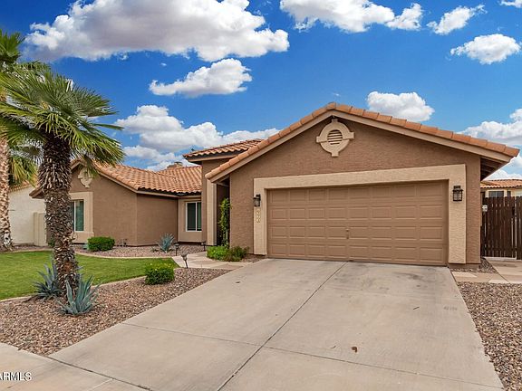 4th image of 1225 W Iris Dr